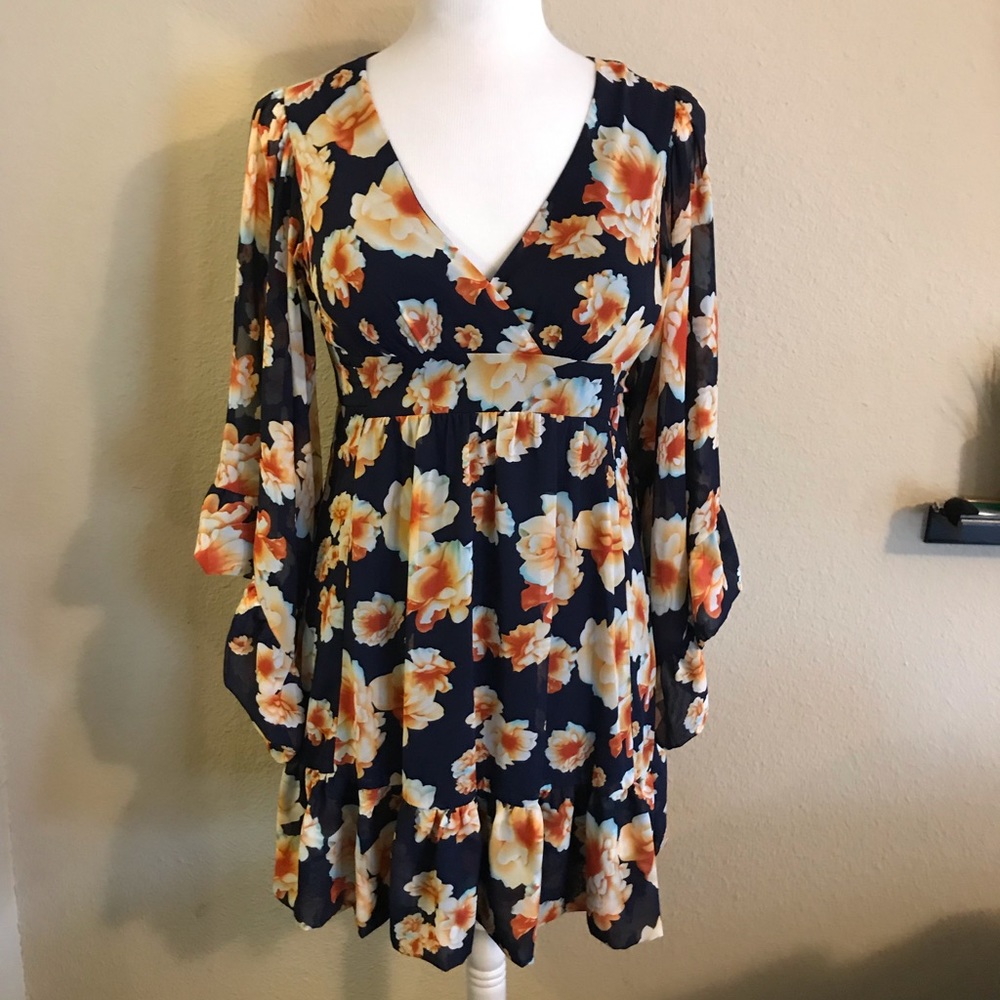 Betsy Johnson Bell Sleeve Chiffon Floral Dress